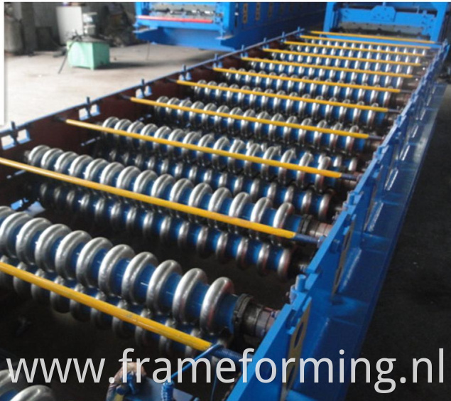 main roll forming 02